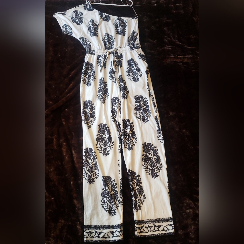 Black and White Damask Wide-Leg Jumpsuit